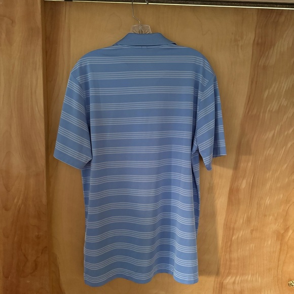 Men’s Nike golf shirt - Picture 2 of 3